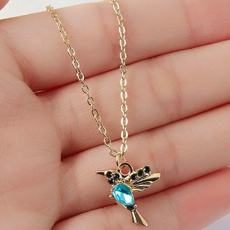 Colibéline – Fin collier avec pendentif colibri en émail et zirconia