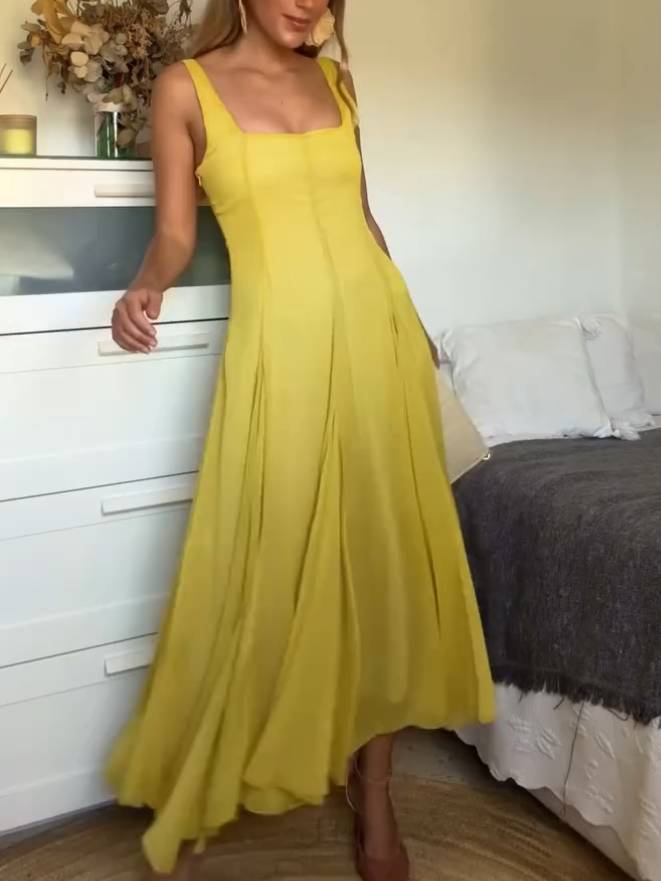 Maïlys – Robe longue à col carré