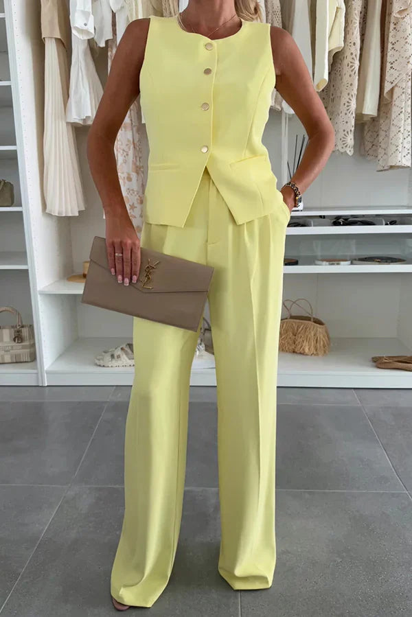 Éleonore – Ensemble élégant à boutons et pantalon fluide