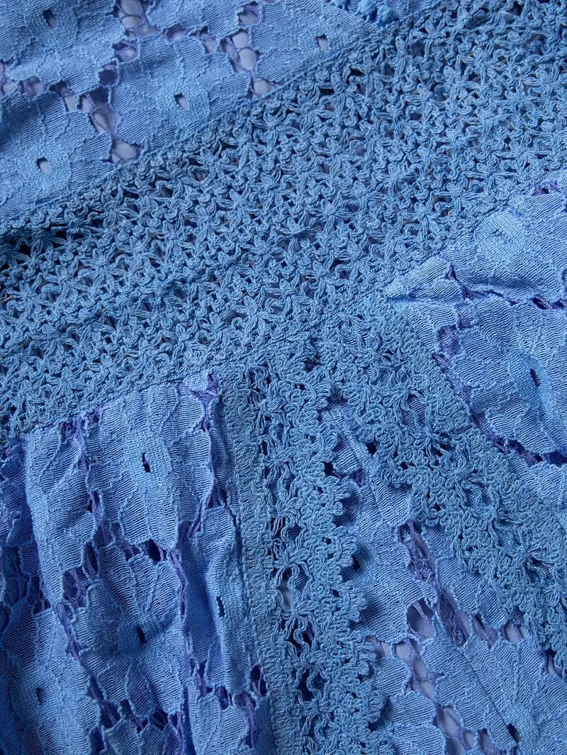 Thaïna – Combinaison élégante avec dentelle raffinée