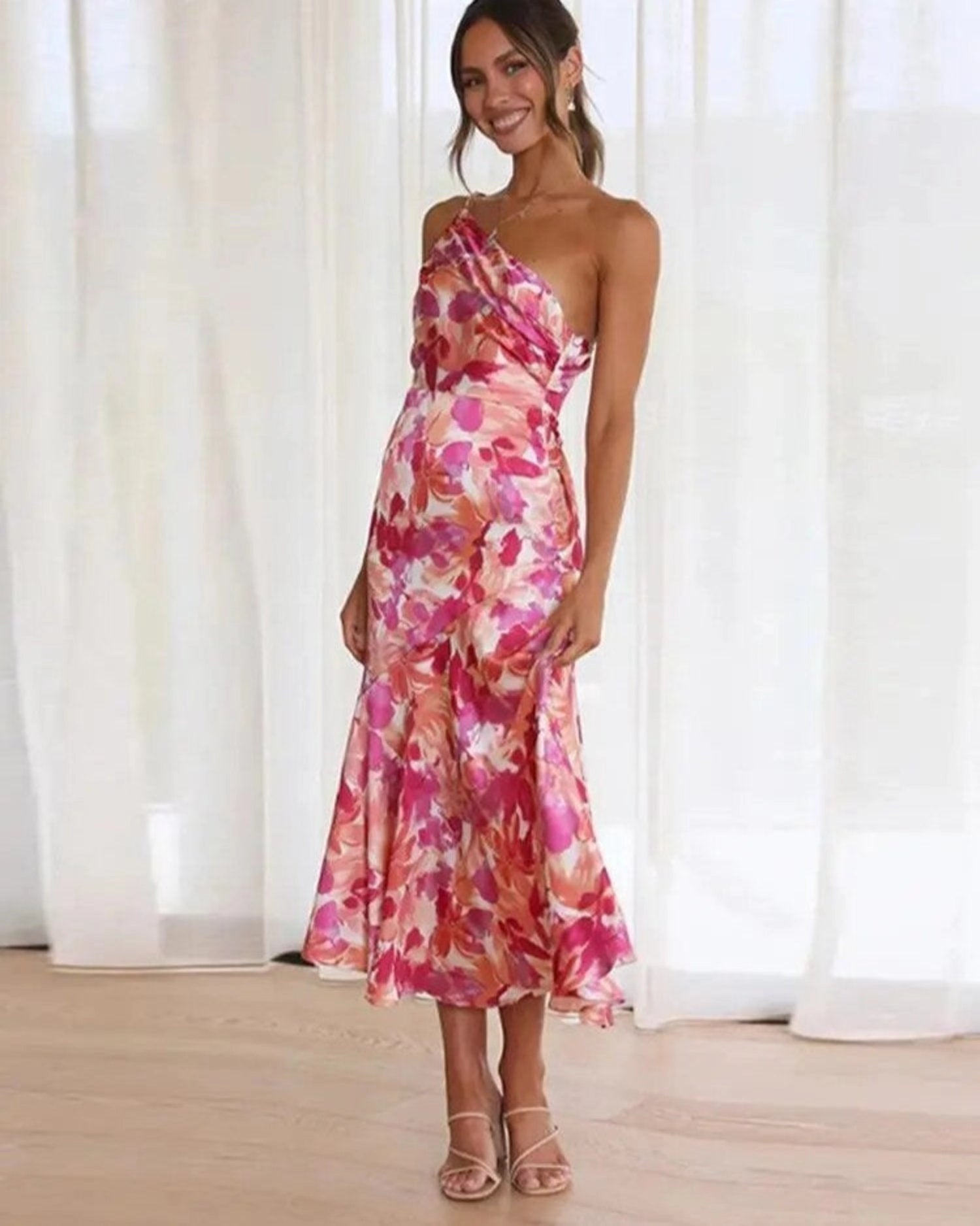 Liorine - Robe longue asymétrique à fleurs
