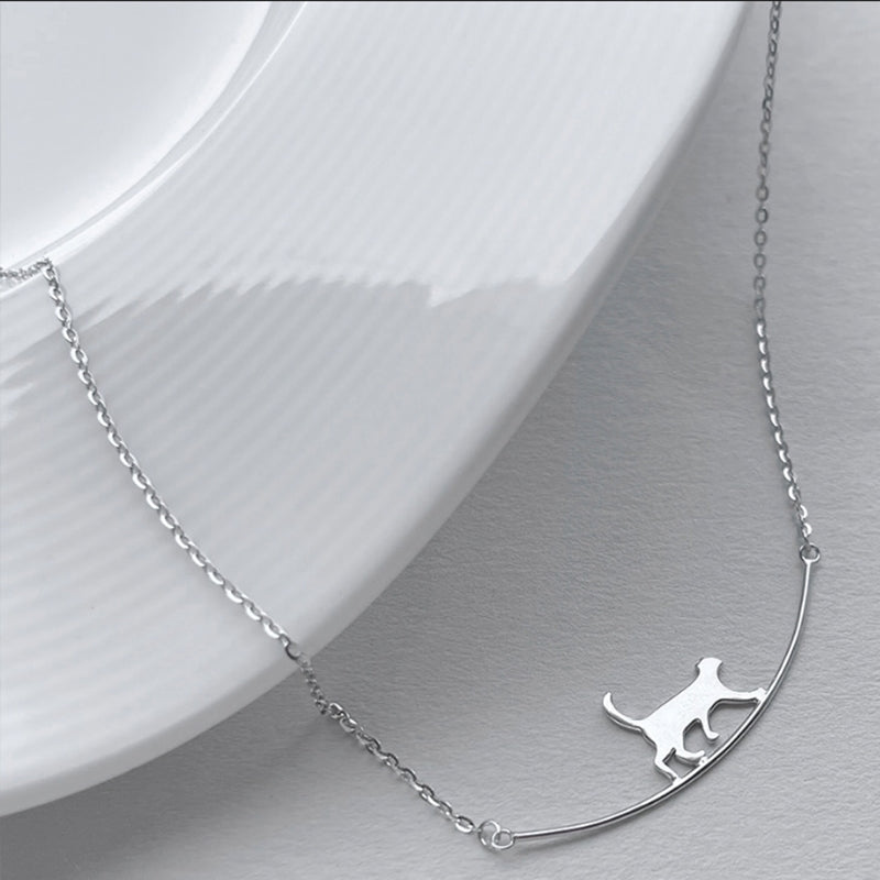 Grimpette – Collier en argent avec petit chat grimpant