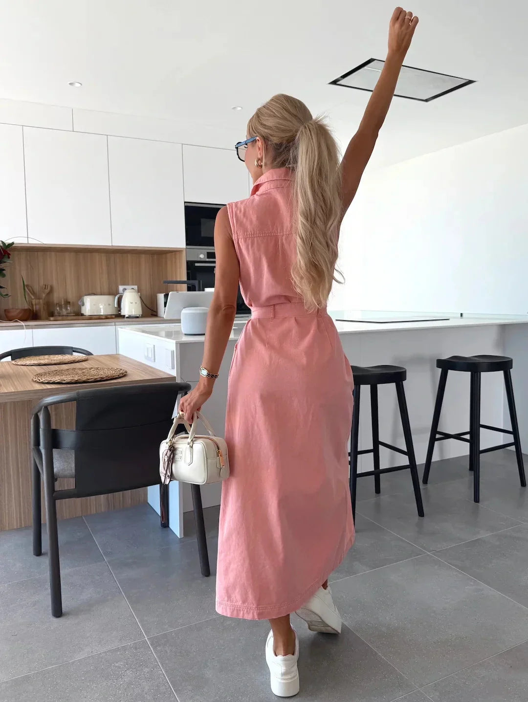 Doriane – Robe longue en denim avec détails boutons