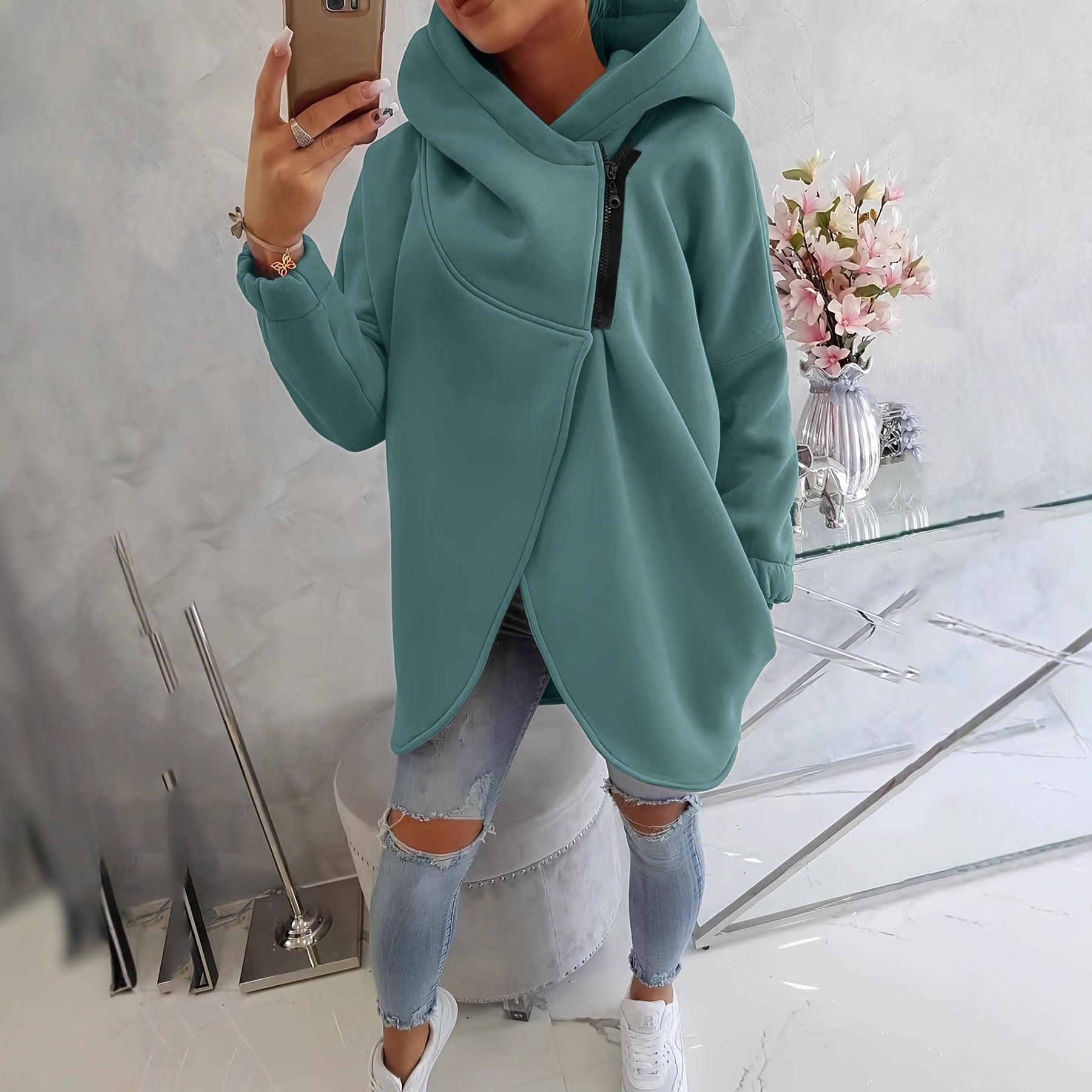 Azura – Sweat à capuche zippé confortable