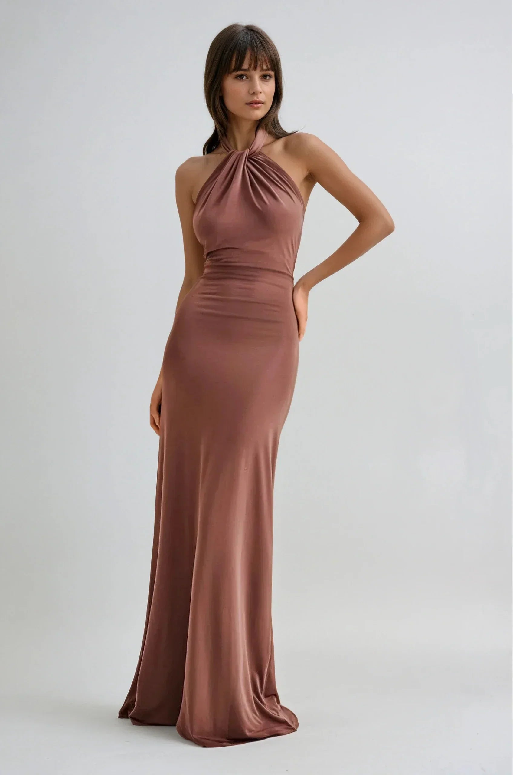 Élaria – Robe maxi dos nu fluide
