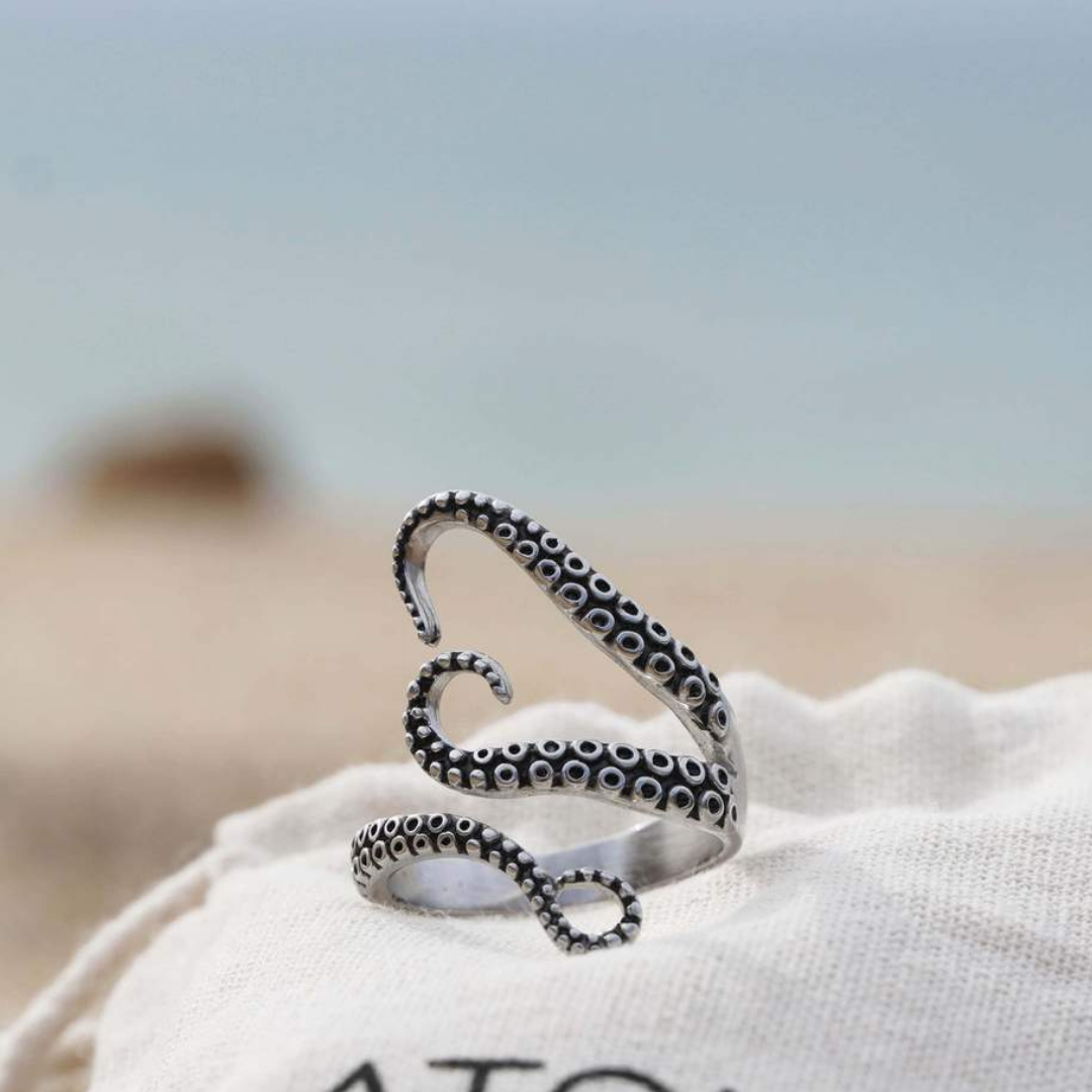 Octavine – Bague en argent ajustable avec tentacules