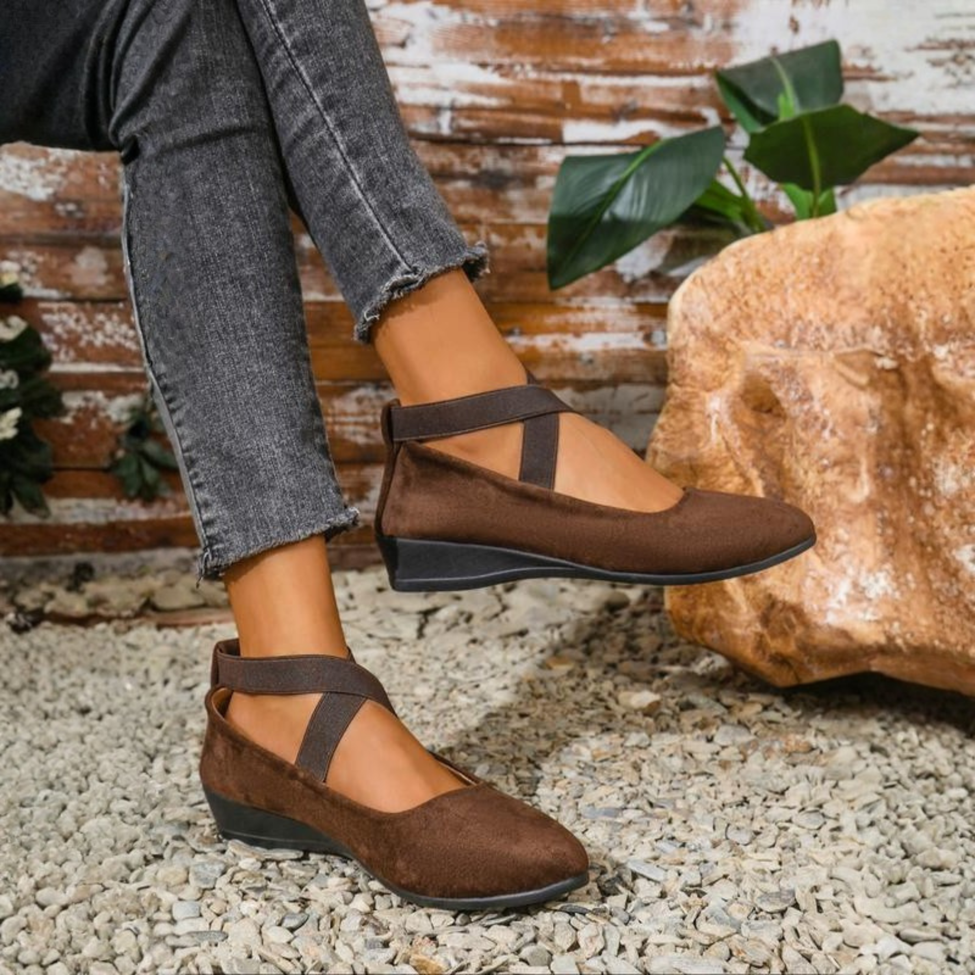 Éliane – Chaussures compensées fermées et confortables