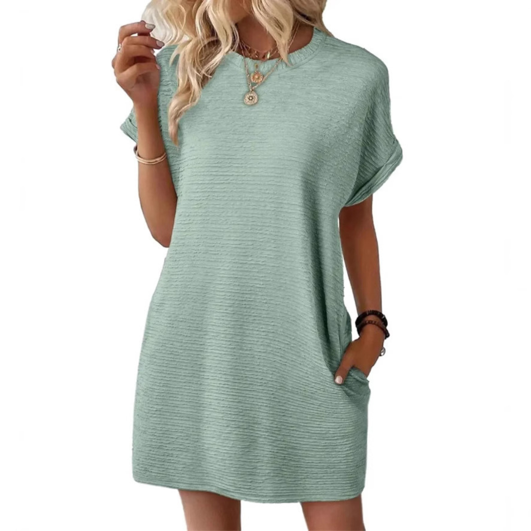 Amandine – Robe d'été minimaliste à col rond