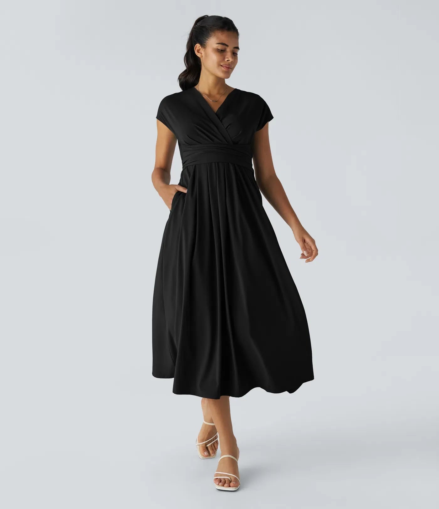 Rosavine – Élégante robe portefeuille à taille haute