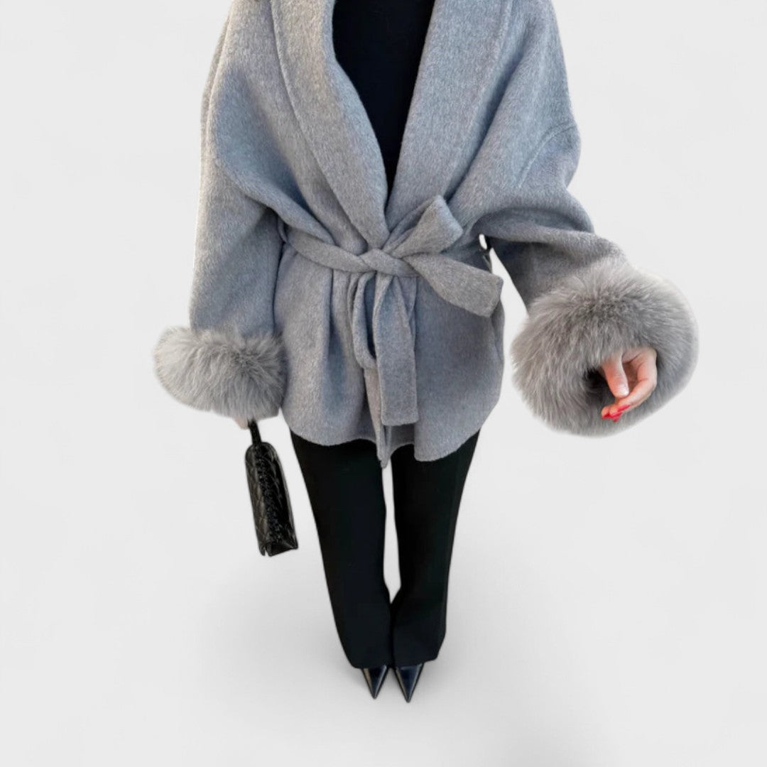 Cerinthe – Manteau en laine avec détails en fausse fourrure