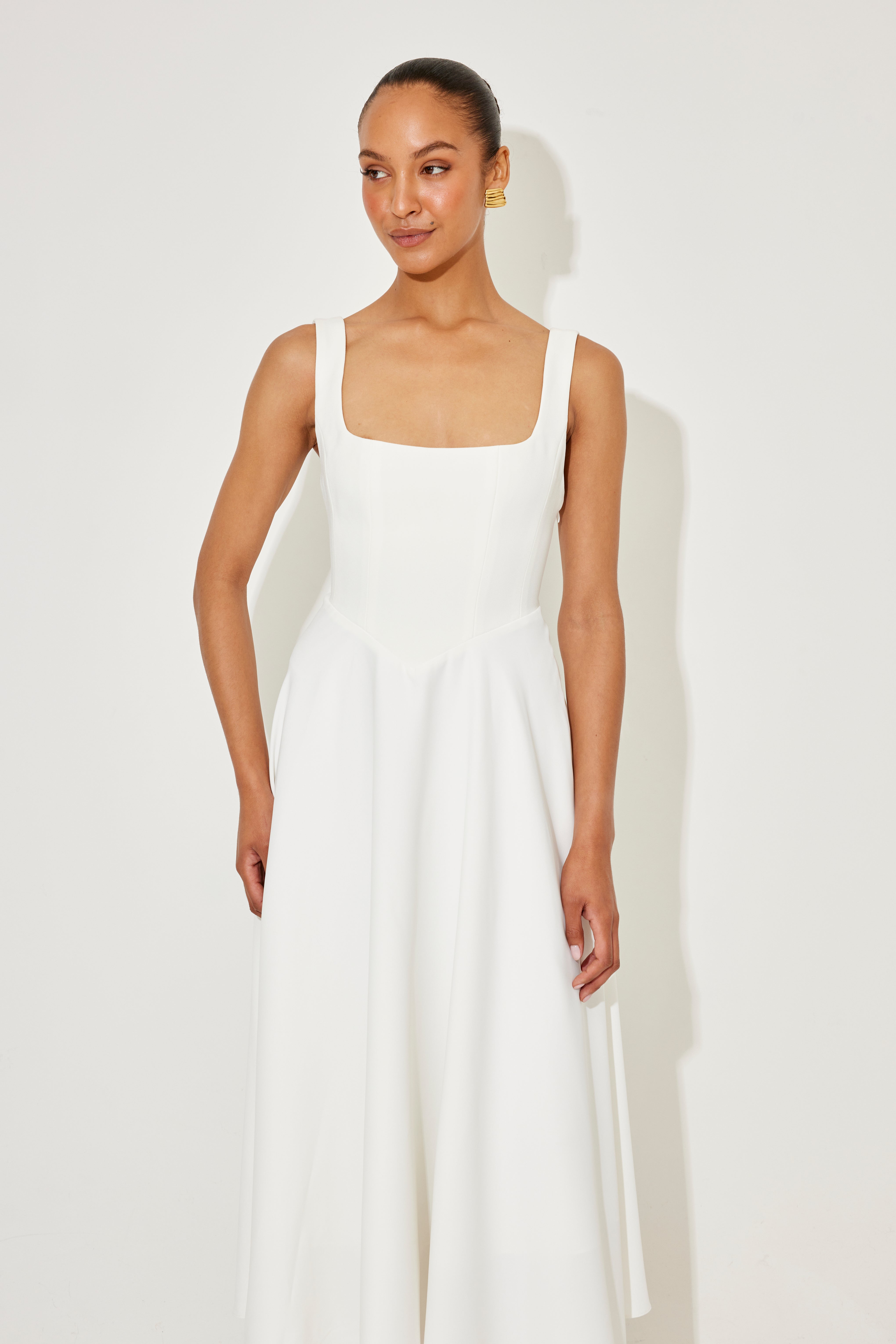 Amélie – Robe midi fluide et élégante