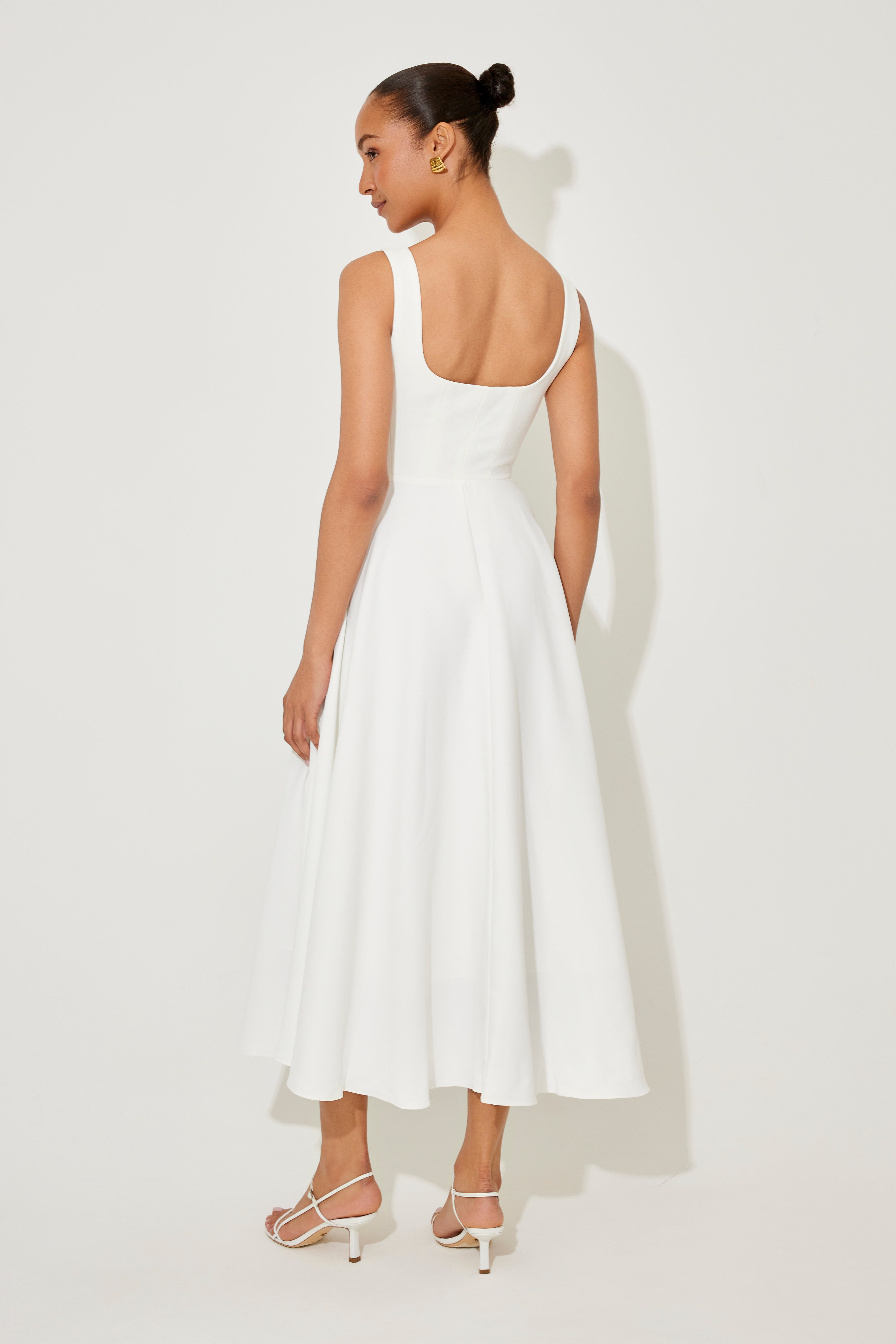 Amélie – Robe midi fluide et élégante