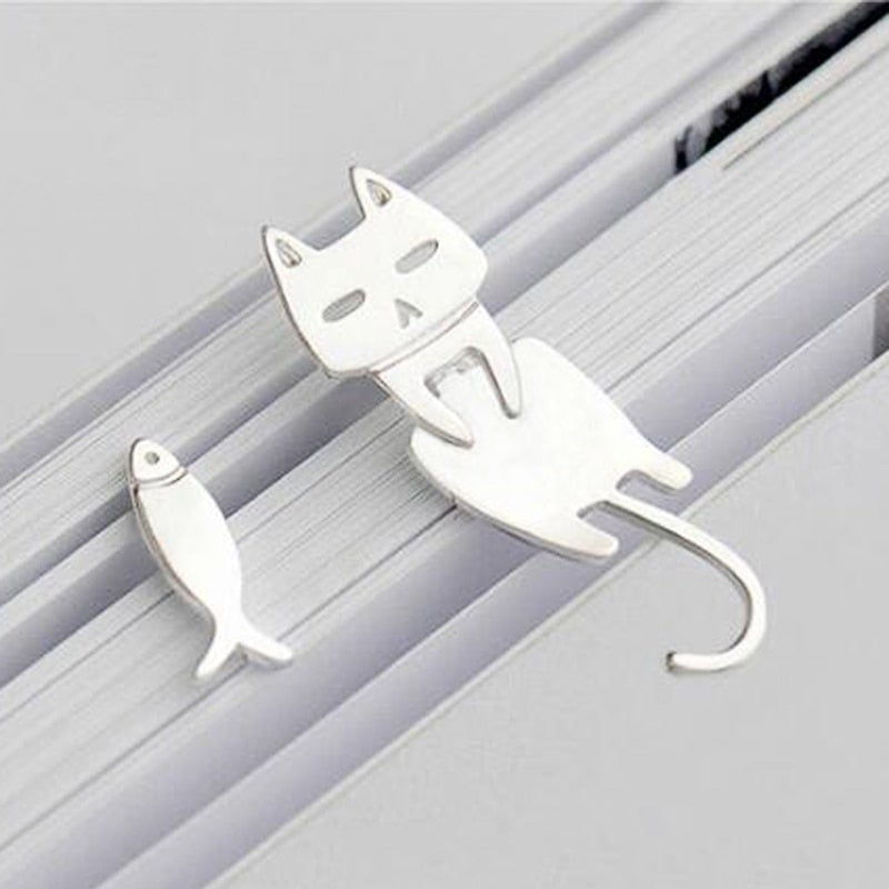 Grimphelis – Boucles d’oreilles en argent avec poisson et chat grimpant