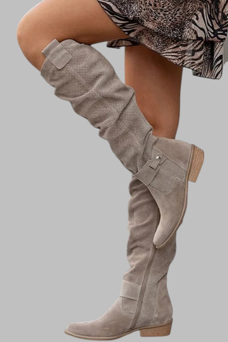 Pierrette – Bottes hautes en daim perforé