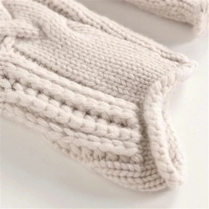 Aurélie – Pull col roulé en cachemire torsadé