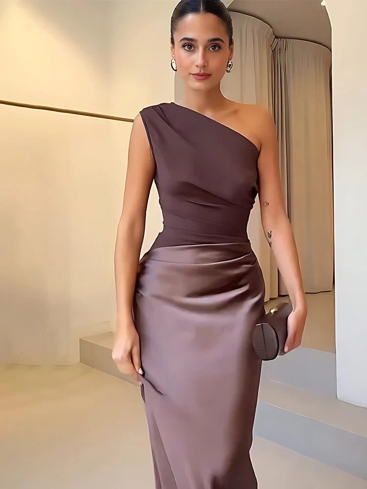 Magdeleine - Robe longue satinée asymétrique