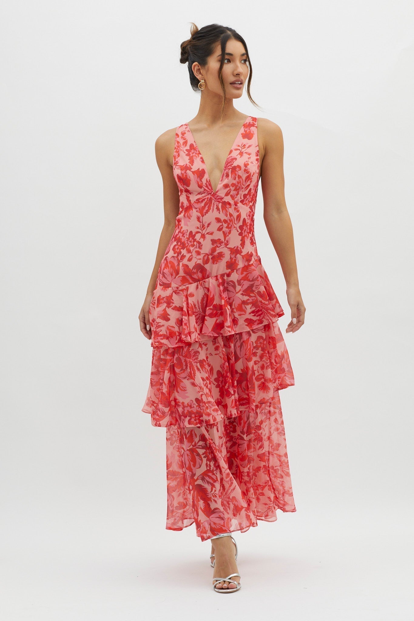 Assia – Robe midi à volants et dos noué