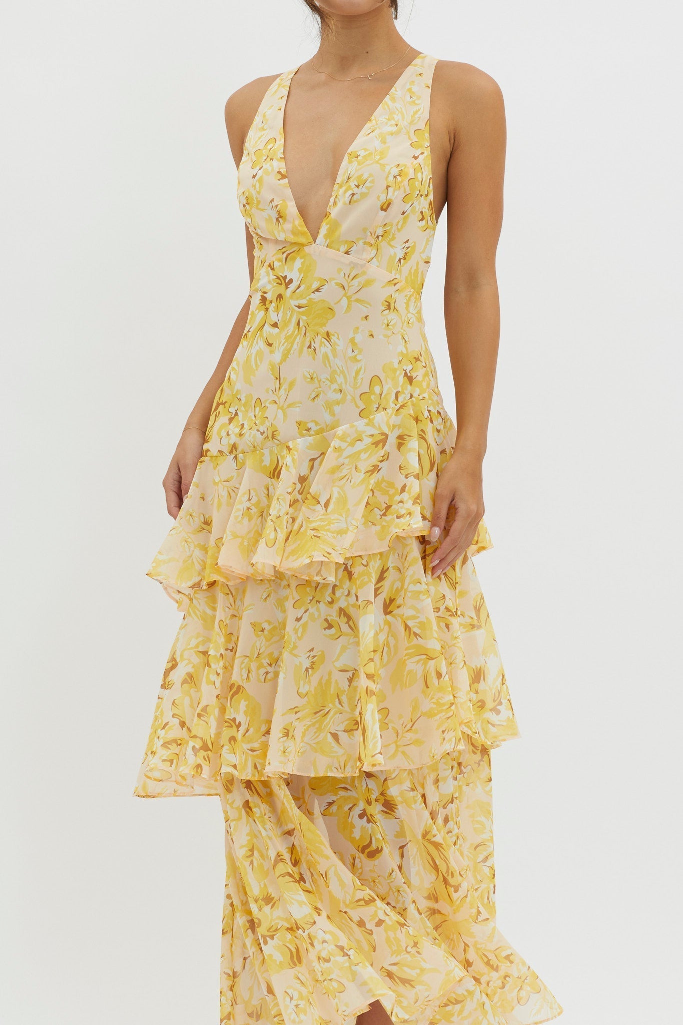 Assia – Robe midi à volants et dos noué