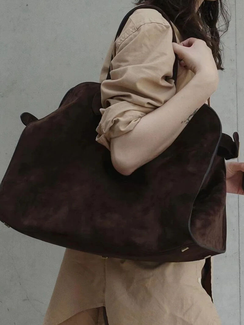 Nicole - Sac à main en cuir velours végétalien