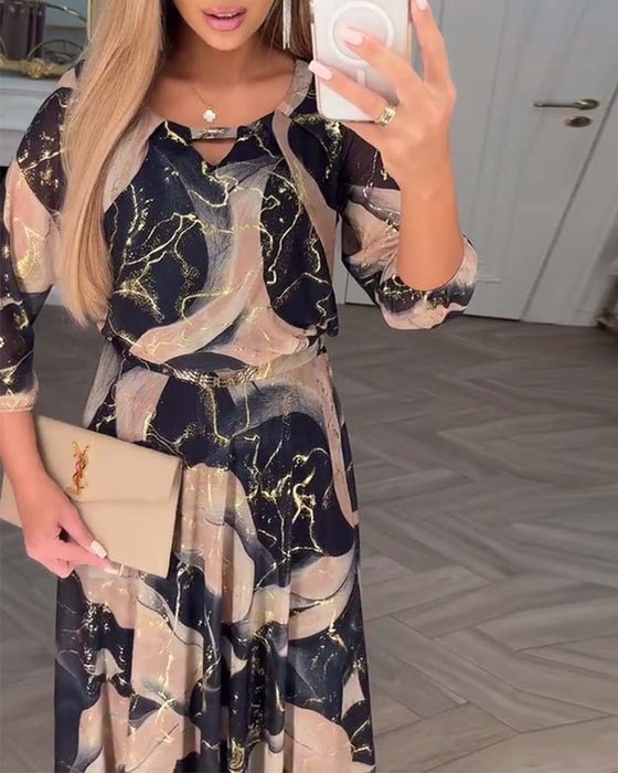 Maxine – Robe élégante en chiffon à imprimé et manches trois-quarts