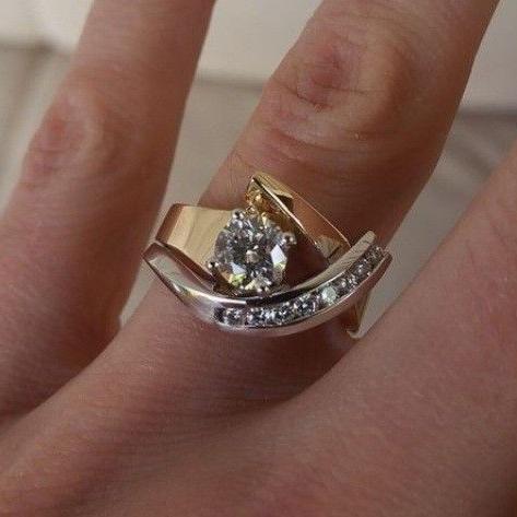 Zirgéora – Bague vintage en or et argent avec éléments en zirconia