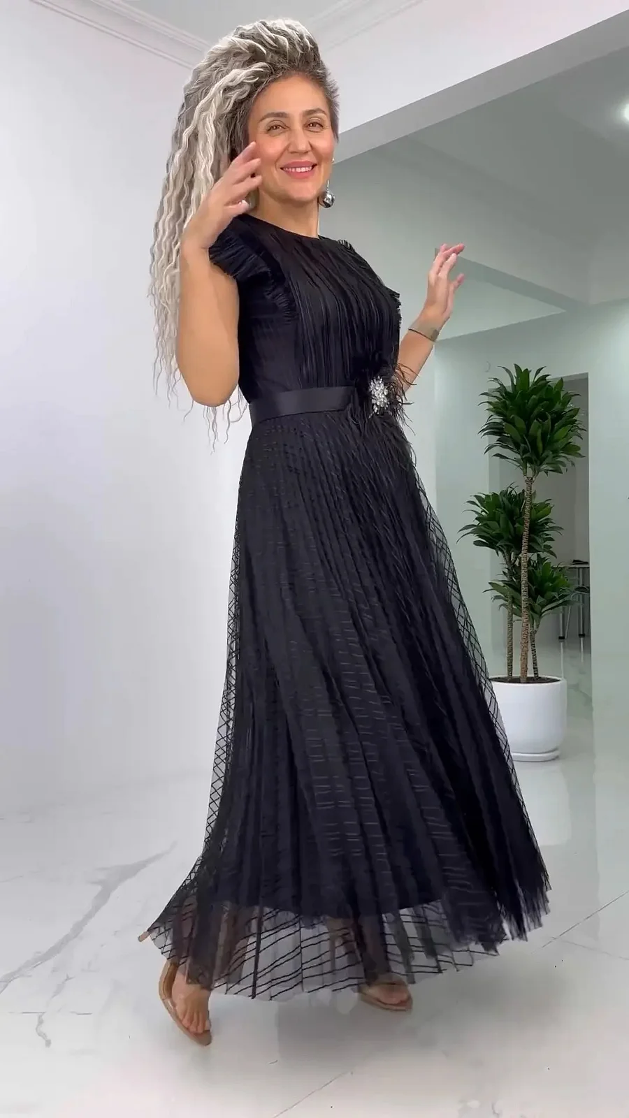 Aveline – Robe en mousseline de soie élégante