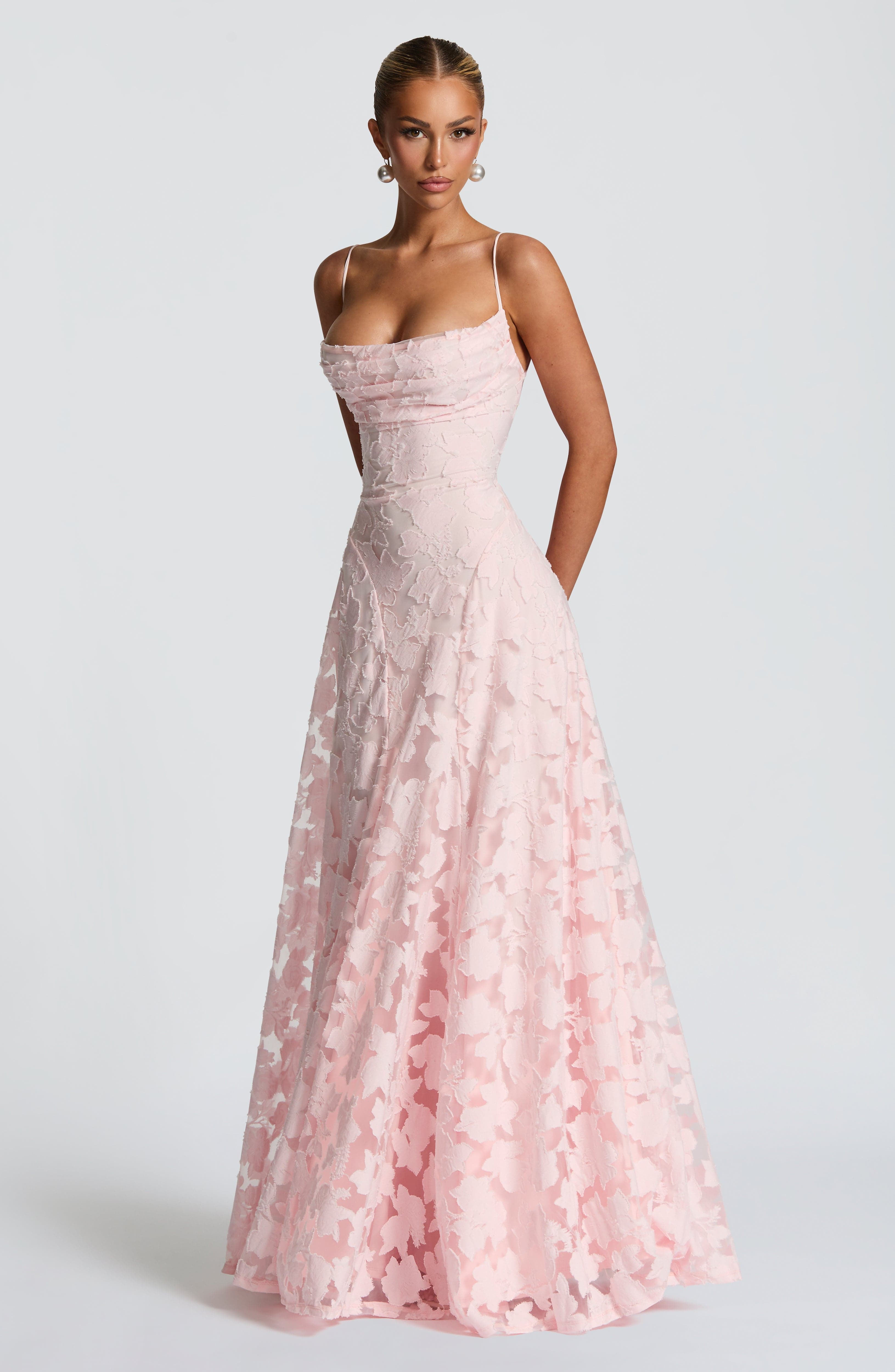 Marthe - Robe longue en dentelle