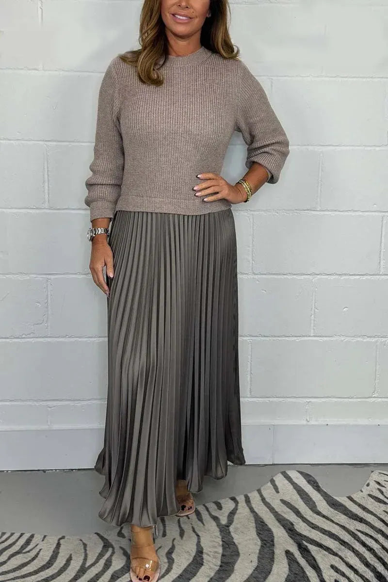 Soline – Robe maxi avec haut en maille et jupe plissée