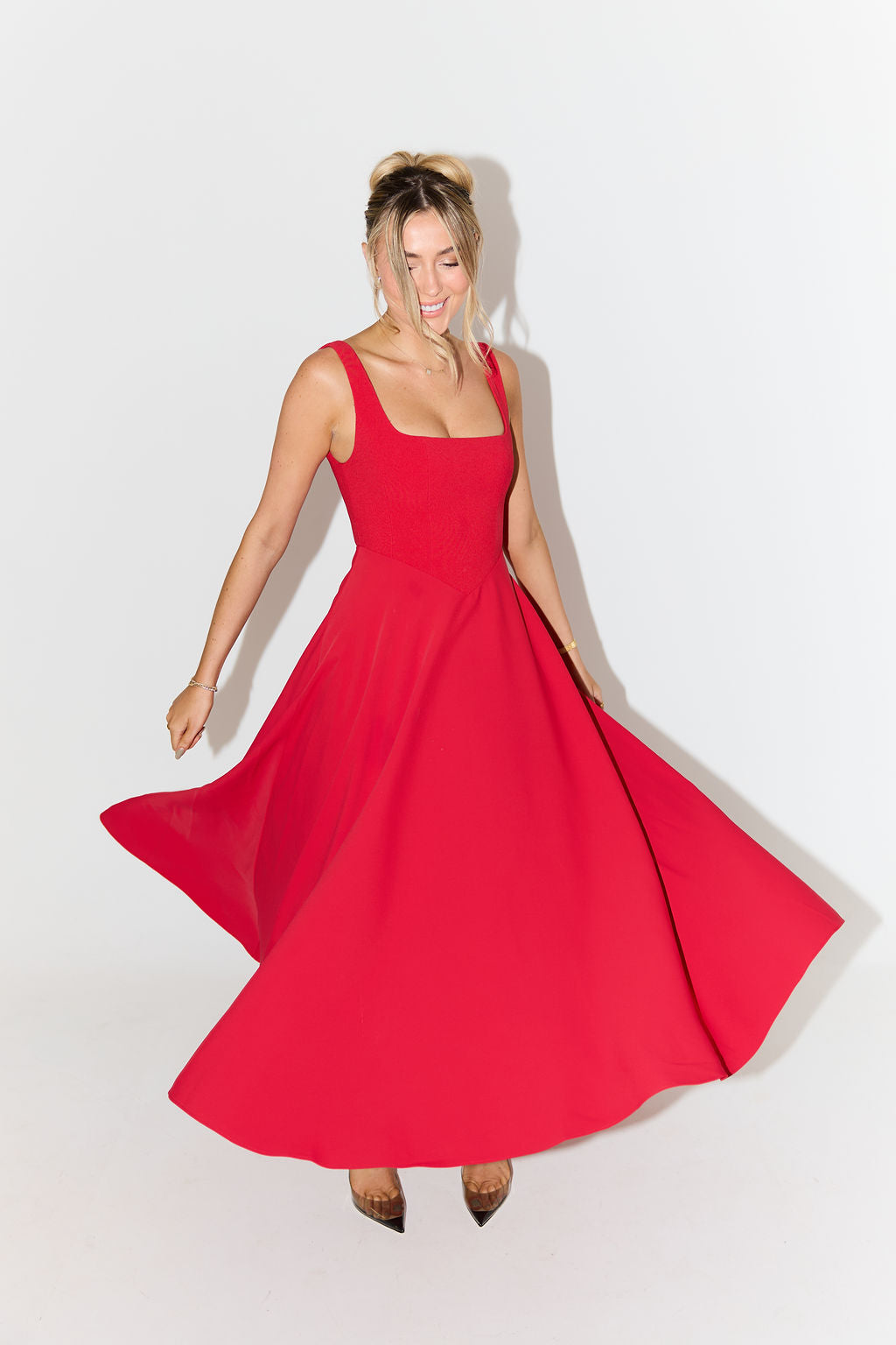 Amélie – Robe midi fluide et élégante
