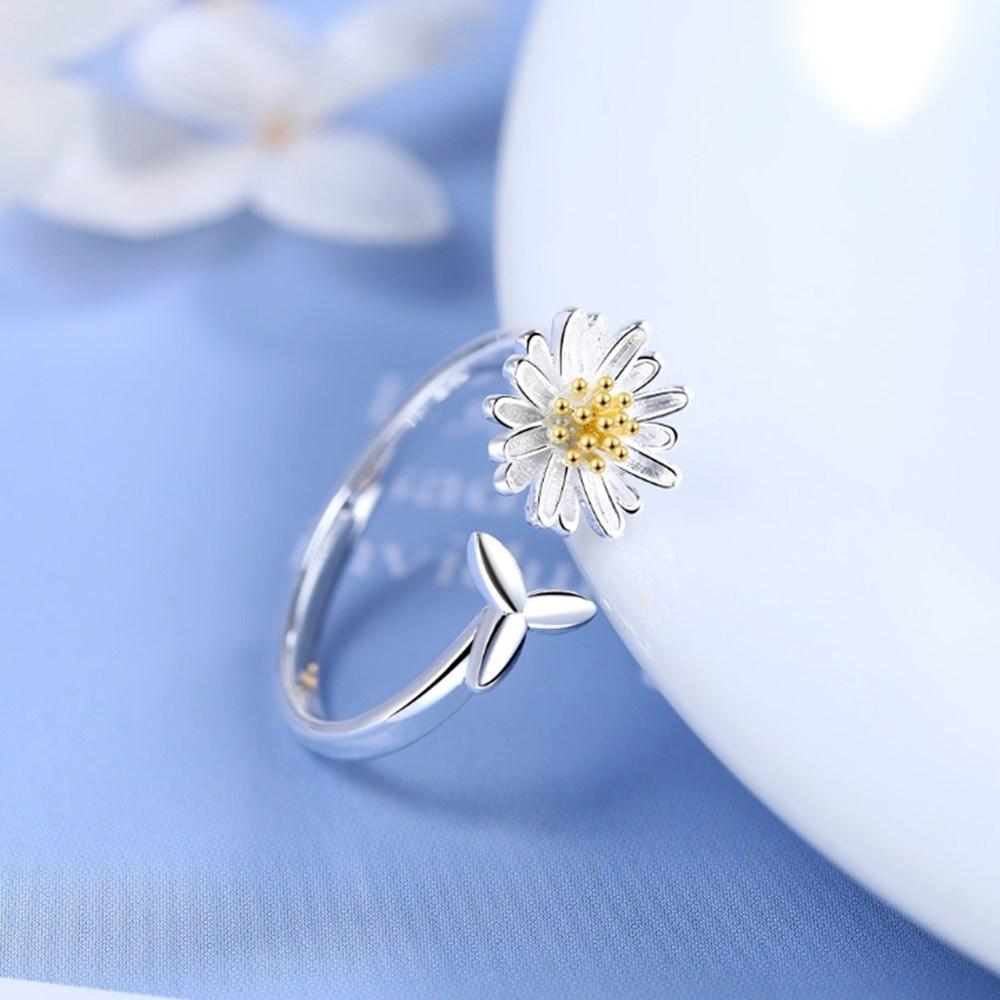Florésia – Bague en argent ajustable avec fleur